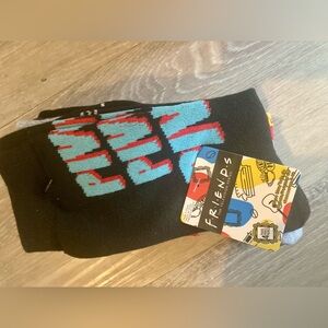 NWT FRIENDS Crew Socks